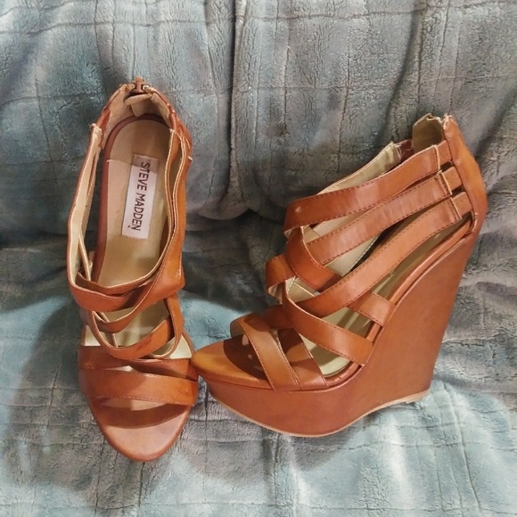 Steve Madden Shoes - Steve Madden Wedges